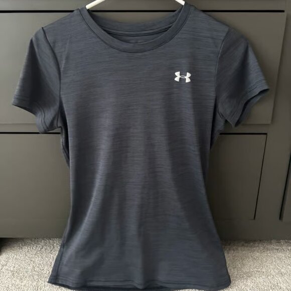 Under Armour women’s small - Picture 1 of 3
